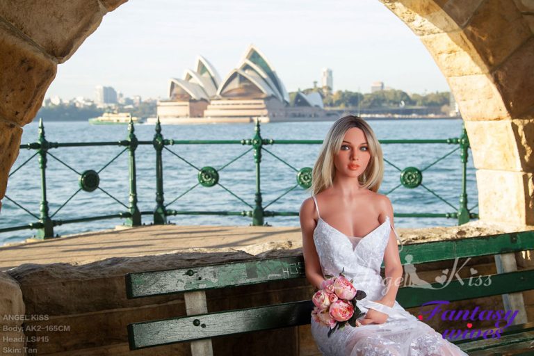 Maddison-Sydney41