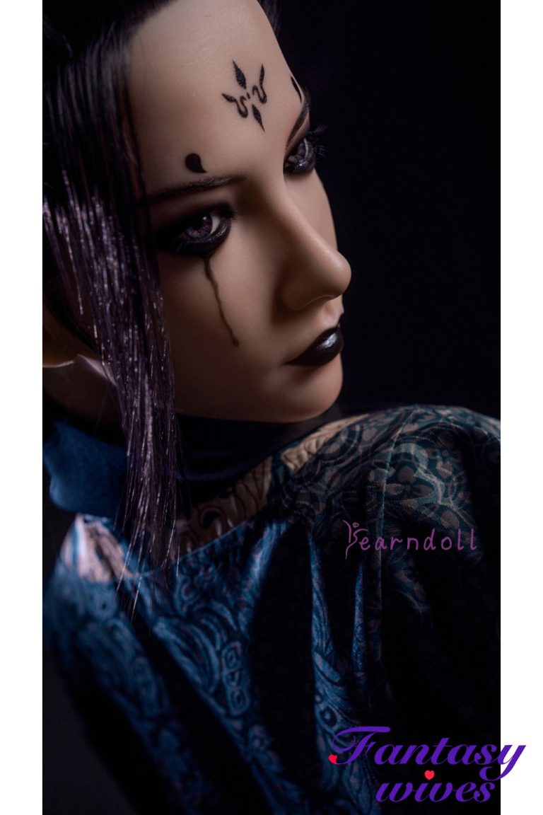 DSC08978_WH_1000x1500px