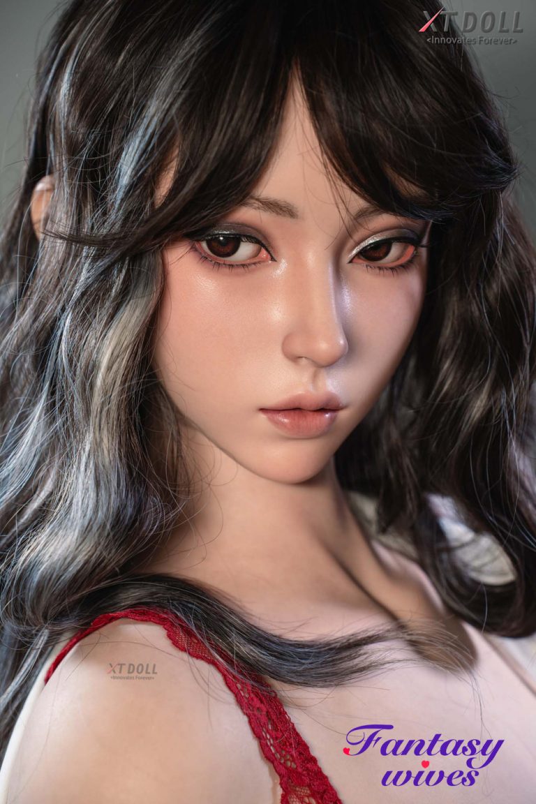 Lucy (23)